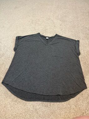 Like Love Women's Charcoal V-Neck Pocket Top
